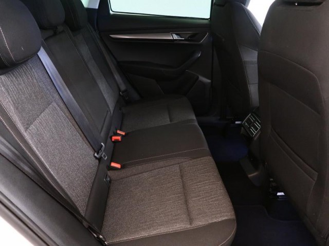 Škoda Karoq  1.5 TSI Style