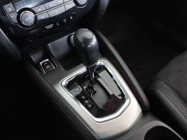 Nissan Qashqai  1.2 DIG-T 