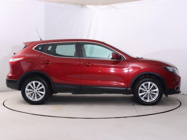 Nissan Qashqai  1.2 DIG-T 