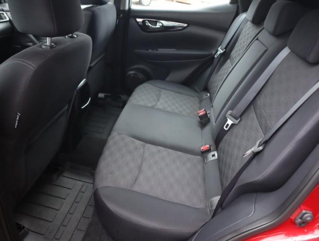 Nissan Qashqai  1.2 DIG-T 