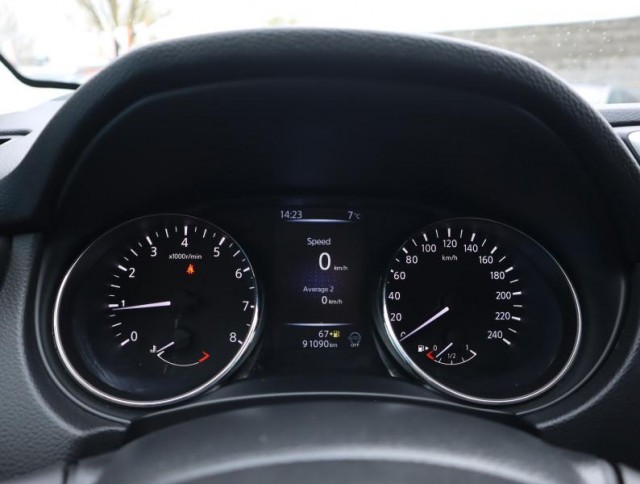 Nissan Qashqai  1.2 DIG-T 