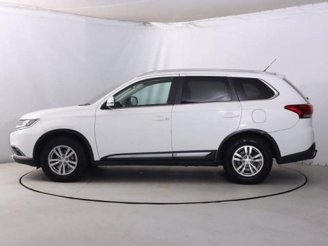 Mitsubishi Outlander  2.2 DI-D 
