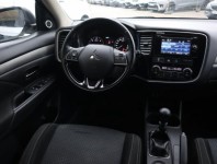 Mitsubishi Outlander  2.2 DI-D 