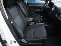 Mitsubishi Outlander  2.2 DI-D 