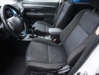 Mitsubishi Outlander  2.2 DI-D 