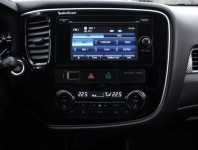 Mitsubishi Outlander  2.2 DI-D 