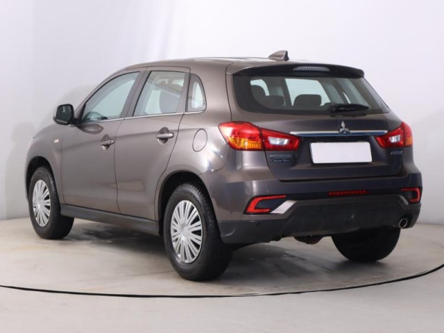 Mitsubishi ASX  1.6 MIVEC 