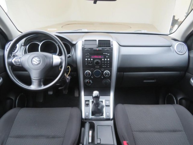 Suzuki Grand Vitara  2.0 