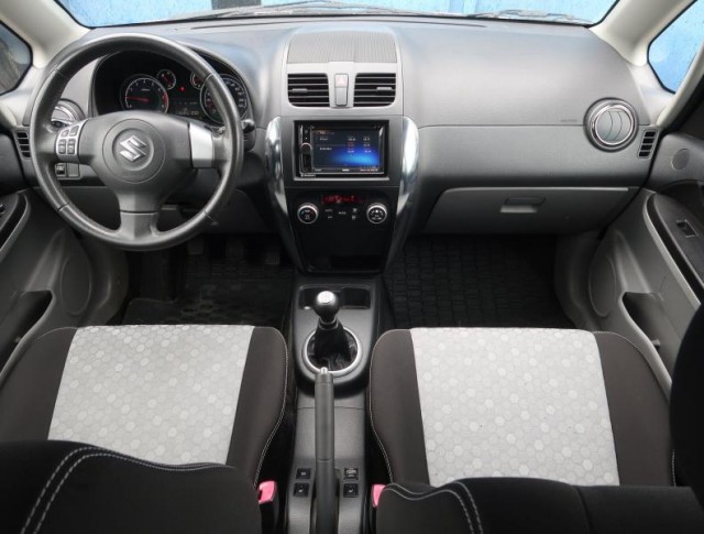 Suzuki SX4  1.6 VVT GS