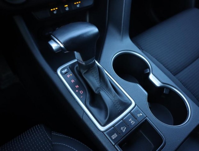 Kia Sportage  2.0 CRDi Gold