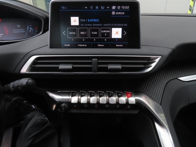 Peugeot 3008  1.2 PureTech 