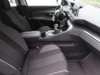 Peugeot 3008  1.2 PureTech 