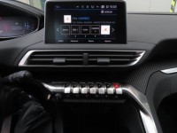 Peugeot 3008  1.2 PureTech 