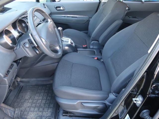 Peugeot 5008  1.6 HDi 