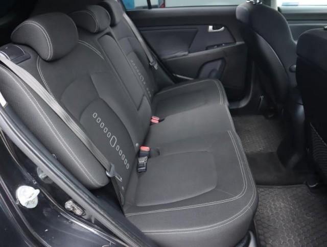 Kia Sportage  2.0 CRDi Active