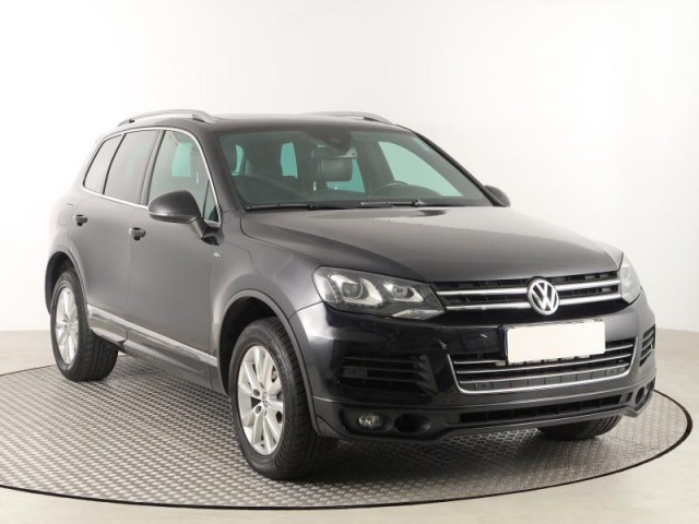 Volkswagen Touareg  3.0 TDI R-Line