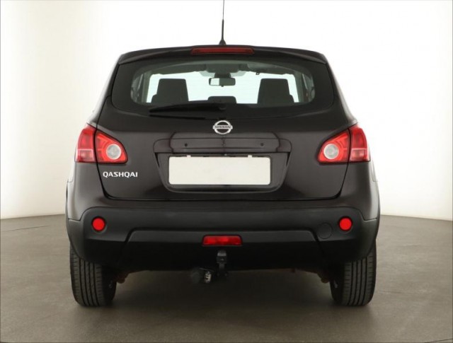 Nissan Qashqai  1.6 