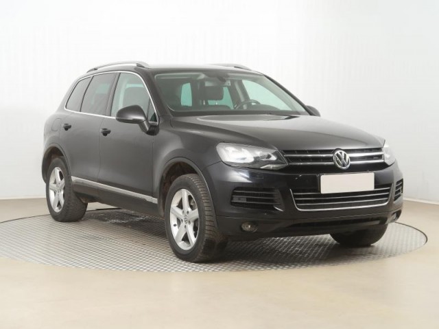 Volkswagen Touareg  3.0 TDI 