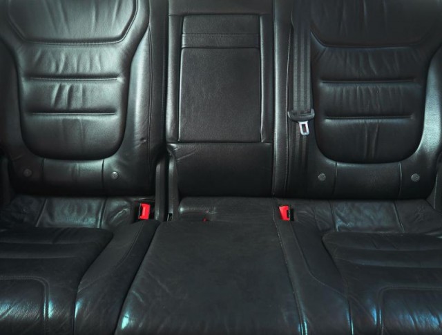 Volkswagen Touareg  3.0 TDI 