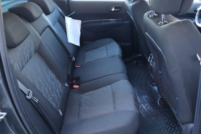 Peugeot 3008  1.6 VTi 