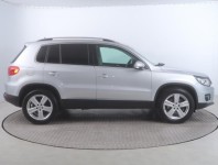 Volkswagen Tiguan  2.0 TDI 