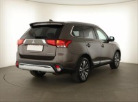 Mitsubishi Outlander  2.0 