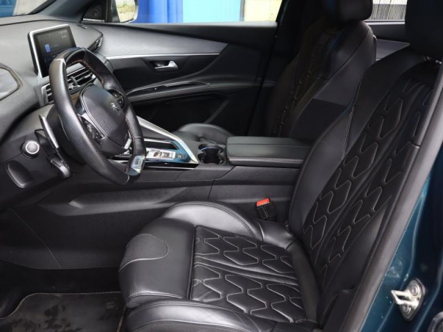 Peugeot 5008  2.0 BlueHDi 