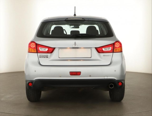 Mitsubishi ASX  1.6 MIVEC 