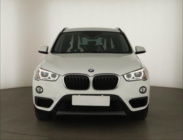 BMW X1  sDrive18i 