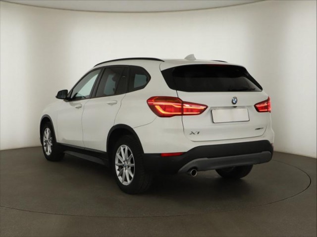 BMW X1  sDrive18i 