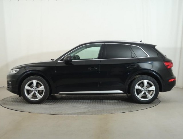 Audi Q5  2.0 TDI 