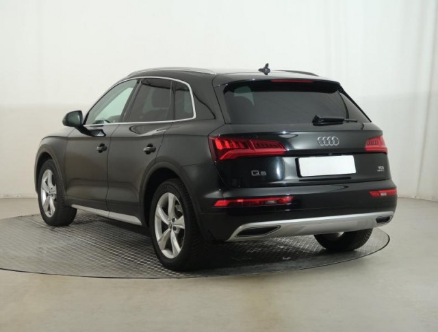 Audi Q5  2.0 TDI 