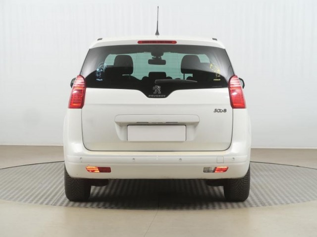 Peugeot 5008  1.6 HDi 