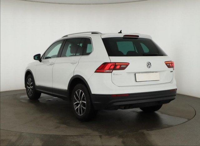 Volkswagen Tiguan  2.0 TSI Comfortline