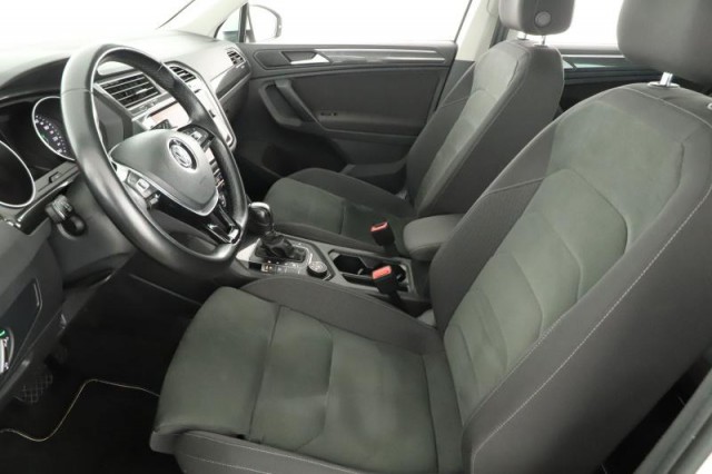 Volkswagen Tiguan  2.0 TSI Comfortline
