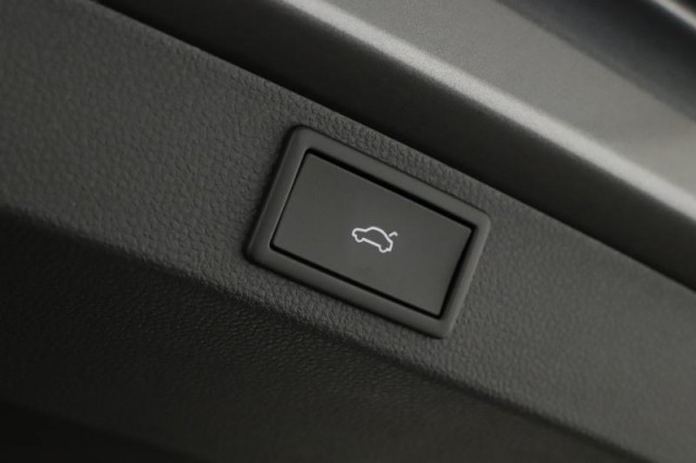 Škoda Karoq  1.5 TSI Drive