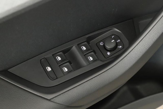 Škoda Karoq  1.5 TSI Drive