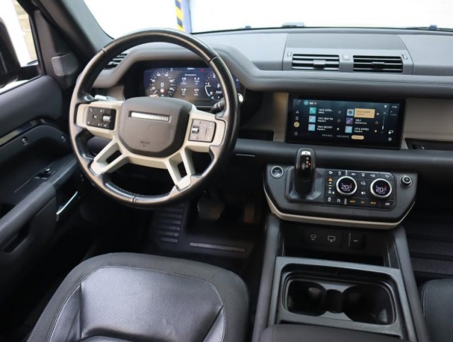 Land Rover Defender  D250 AWD 