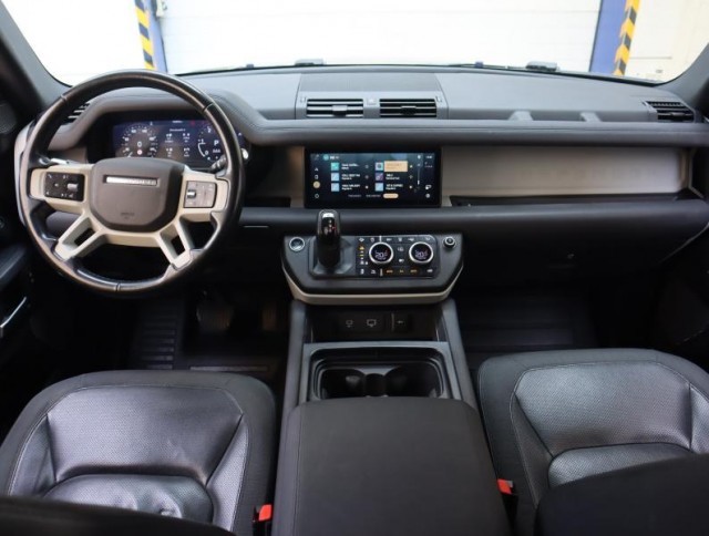Land Rover Defender  D250 AWD 