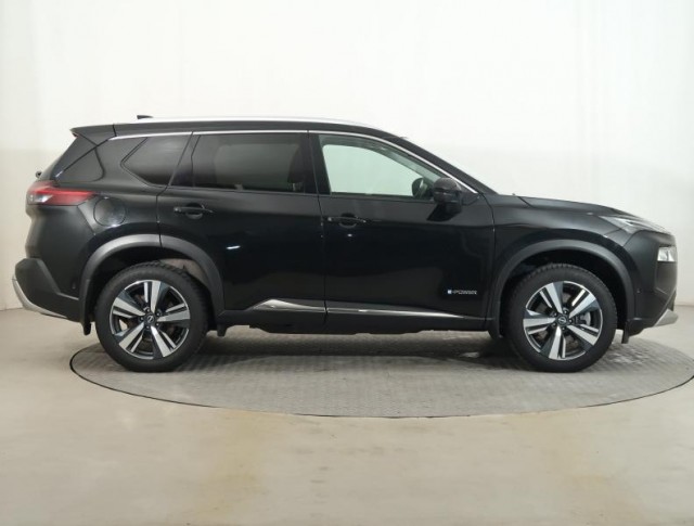 Nissan X-Trail  1.5 VC-T e-4orce Tekna