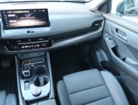 Nissan X-Trail  1.5 VC-T e-4orce Tekna