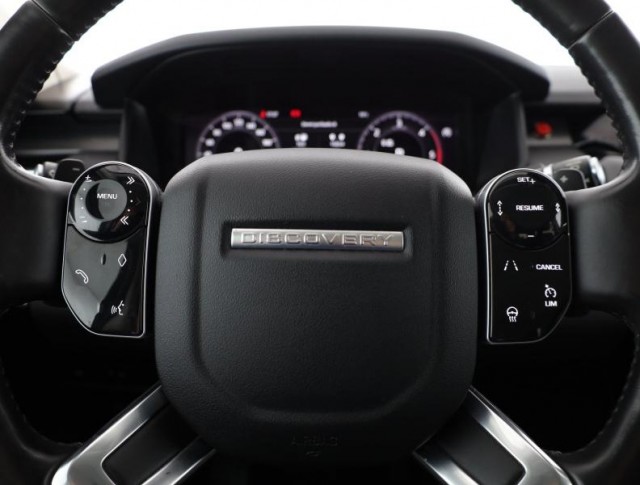 Land Rover Discovery  SDV6 