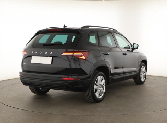 Škoda Karoq  1.5 TSI Fresh