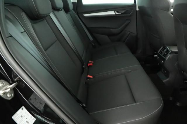 Škoda Karoq  1.5 TSI Fresh