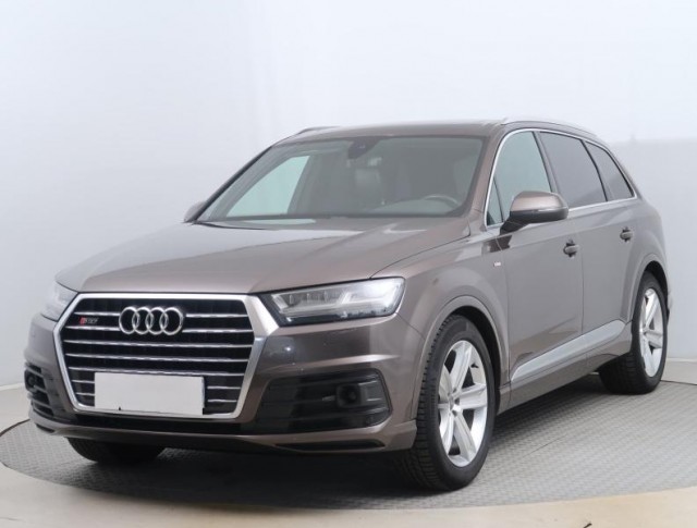 Audi Q7  3.0 TDI S-Line