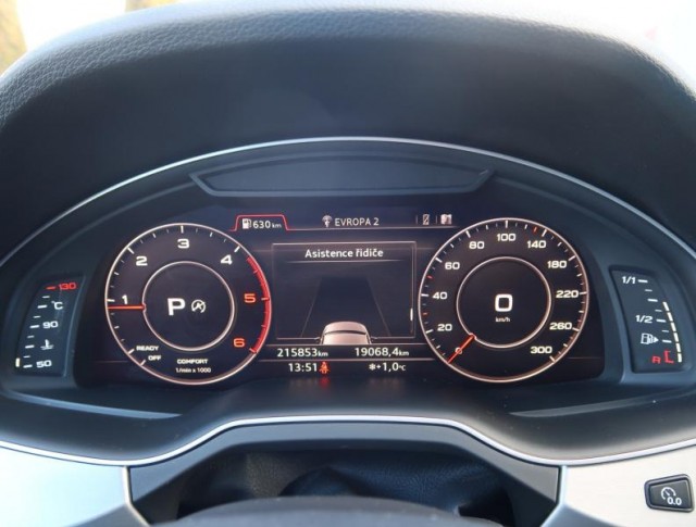Audi Q7  3.0 TDI S-Line