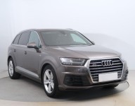 Audi Q7  3.0 TDI S-Line