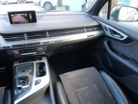 Audi Q7  3.0 TDI S-Line