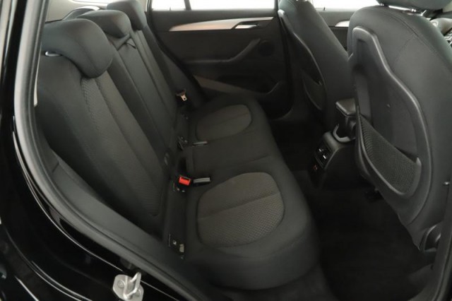 BMW X1  sDrive18i 
