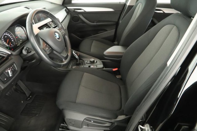 BMW X1  sDrive18i 